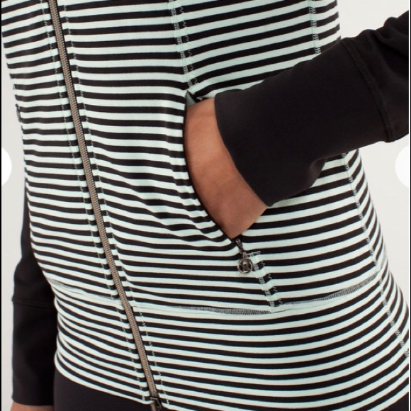 Lululemon Daily Yoga Jacket - Picture 2 of 12